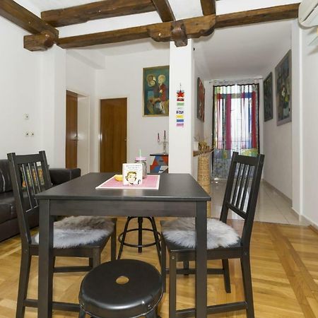 Little Place Near Sea Apartman Apartment Jesenice  Ngoại thất bức ảnh