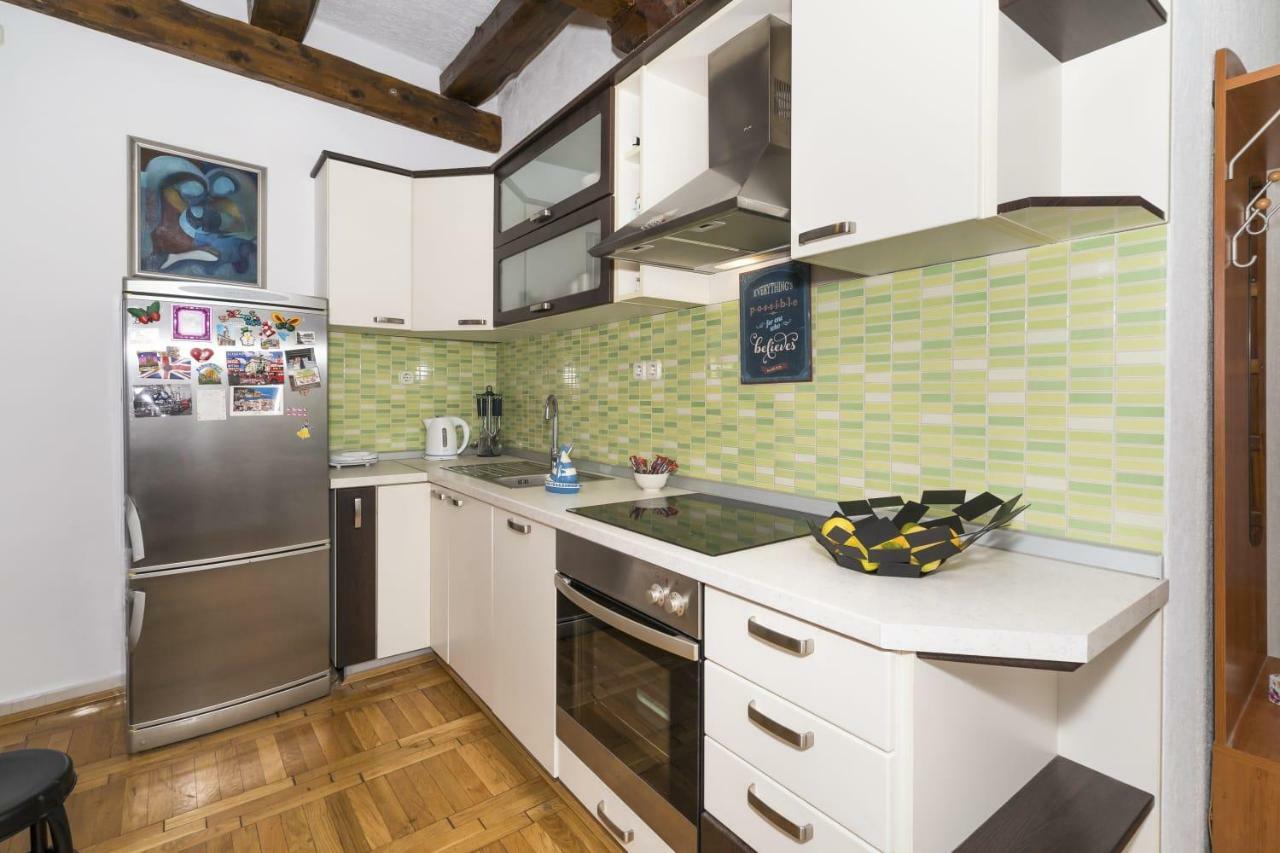 Little Place Near Sea Apartman Apartment Jesenice  Ngoại thất bức ảnh