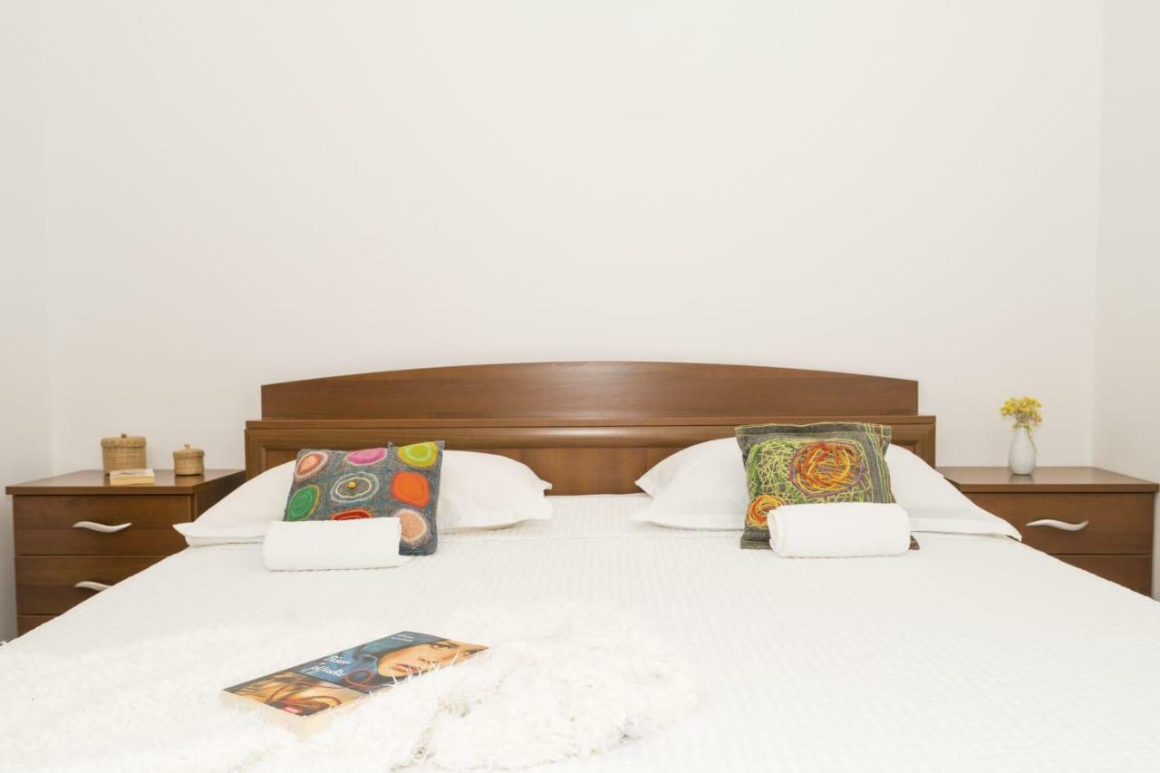 Little Place Near Sea Apartman Apartment Jesenice  Ngoại thất bức ảnh